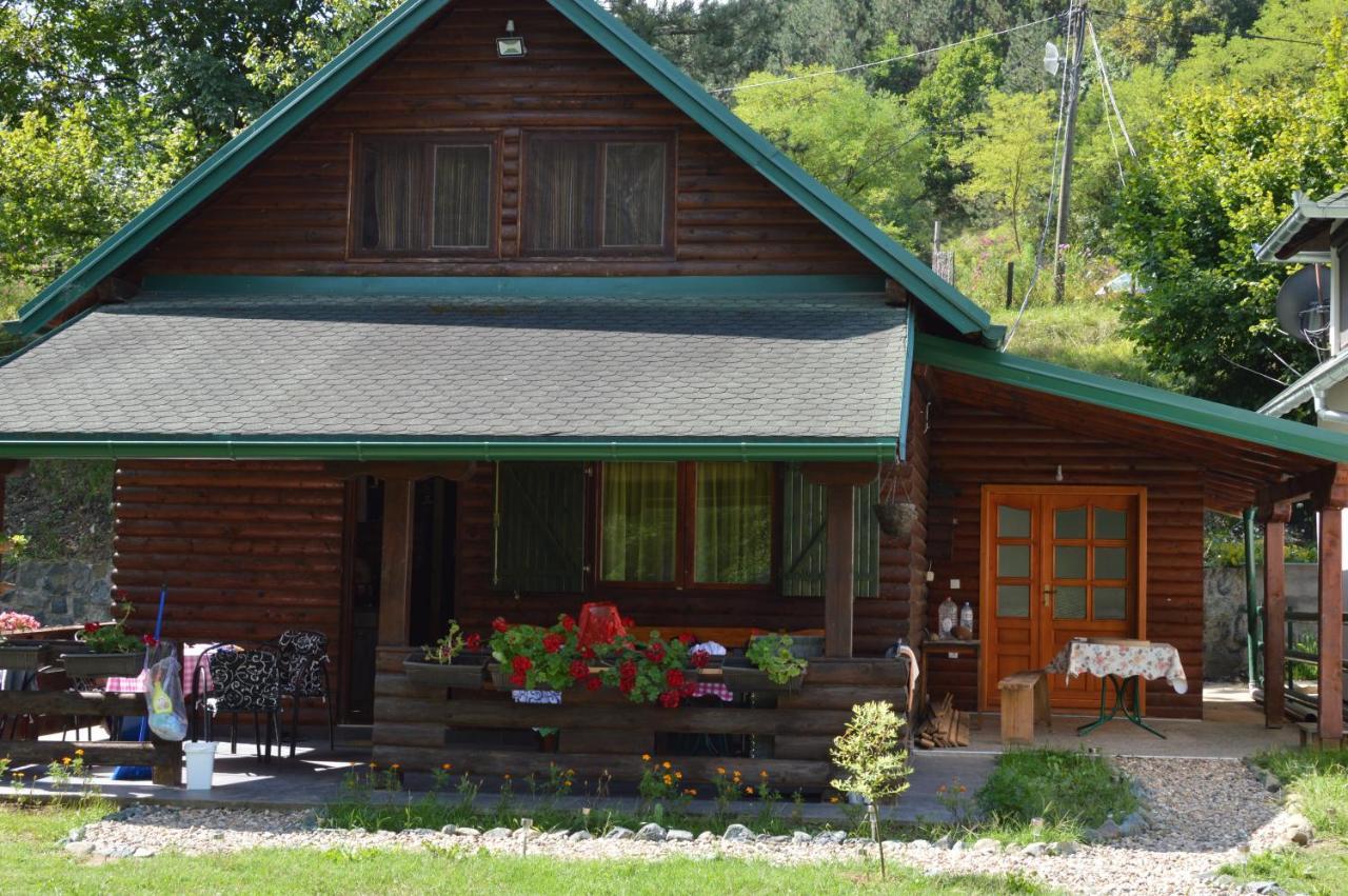 Holiday Homes Biser Lopatnice Lopatnica Exteriör bild