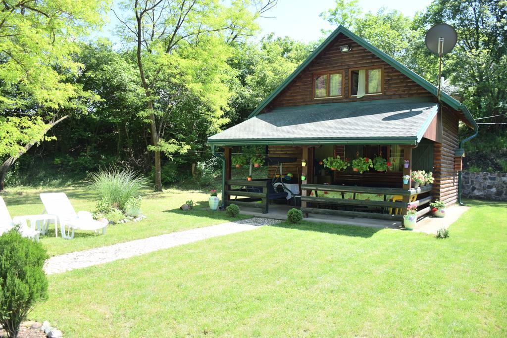 Holiday Homes Biser Lopatnice Lopatnica Exteriör bild