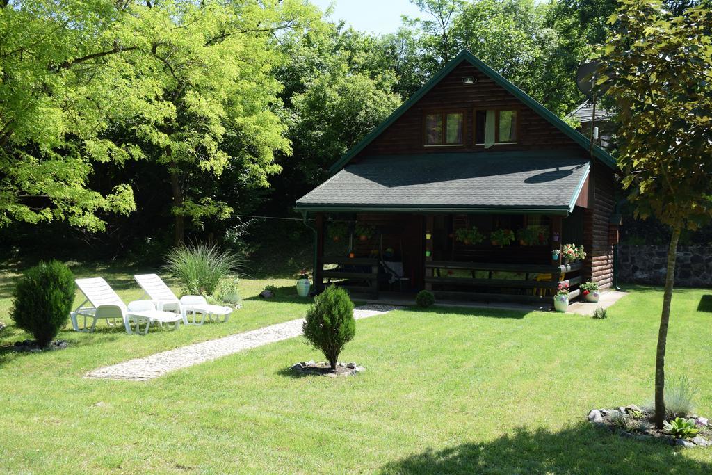 Holiday Homes Biser Lopatnice Lopatnica Exteriör bild