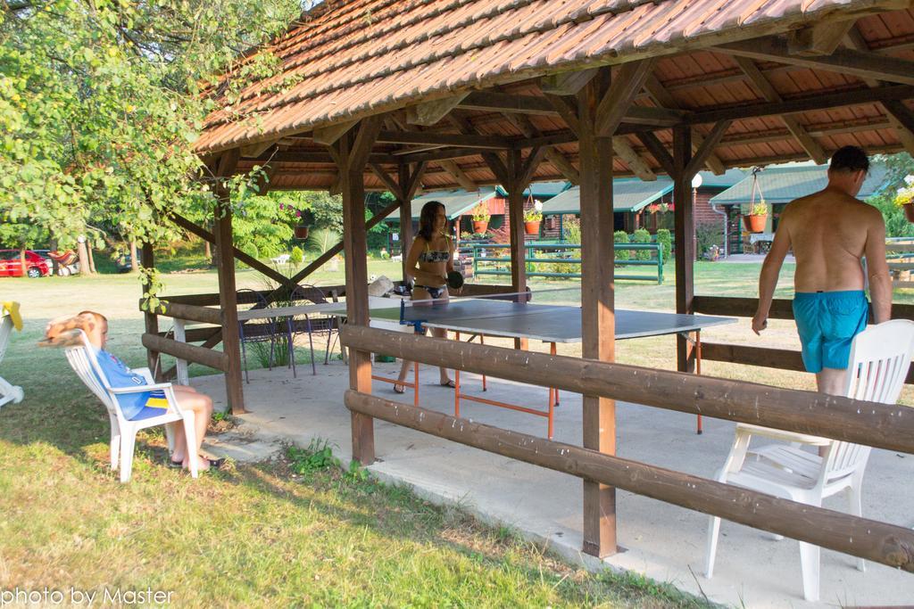 Holiday Homes Biser Lopatnice Lopatnica Exteriör bild