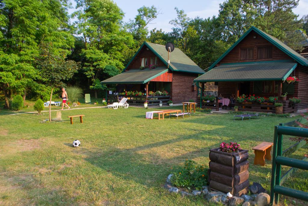 Holiday Homes Biser Lopatnice Lopatnica Exteriör bild